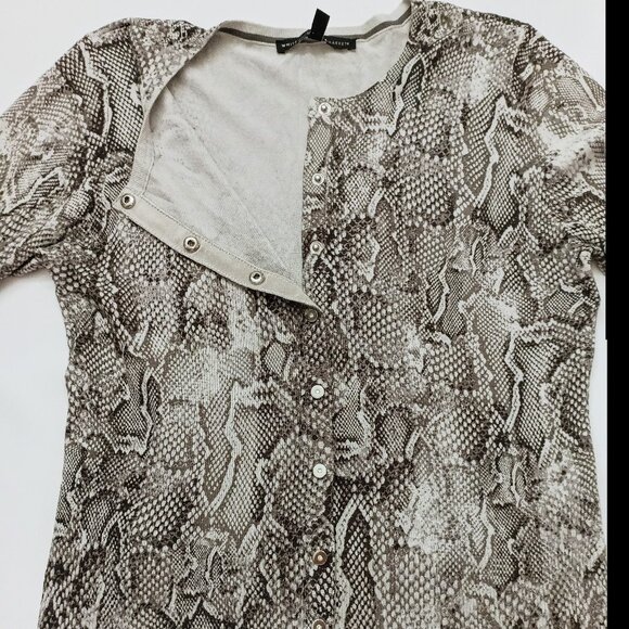 WHITE HOUSE BLACK MARKET Snakeskin Print Cardigan Sweater. Size M - Picture 4 of 7